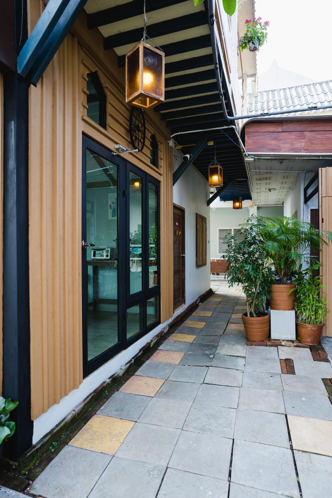 Hotel Sabuy Chiangmai Chiang Mai Exterior foto